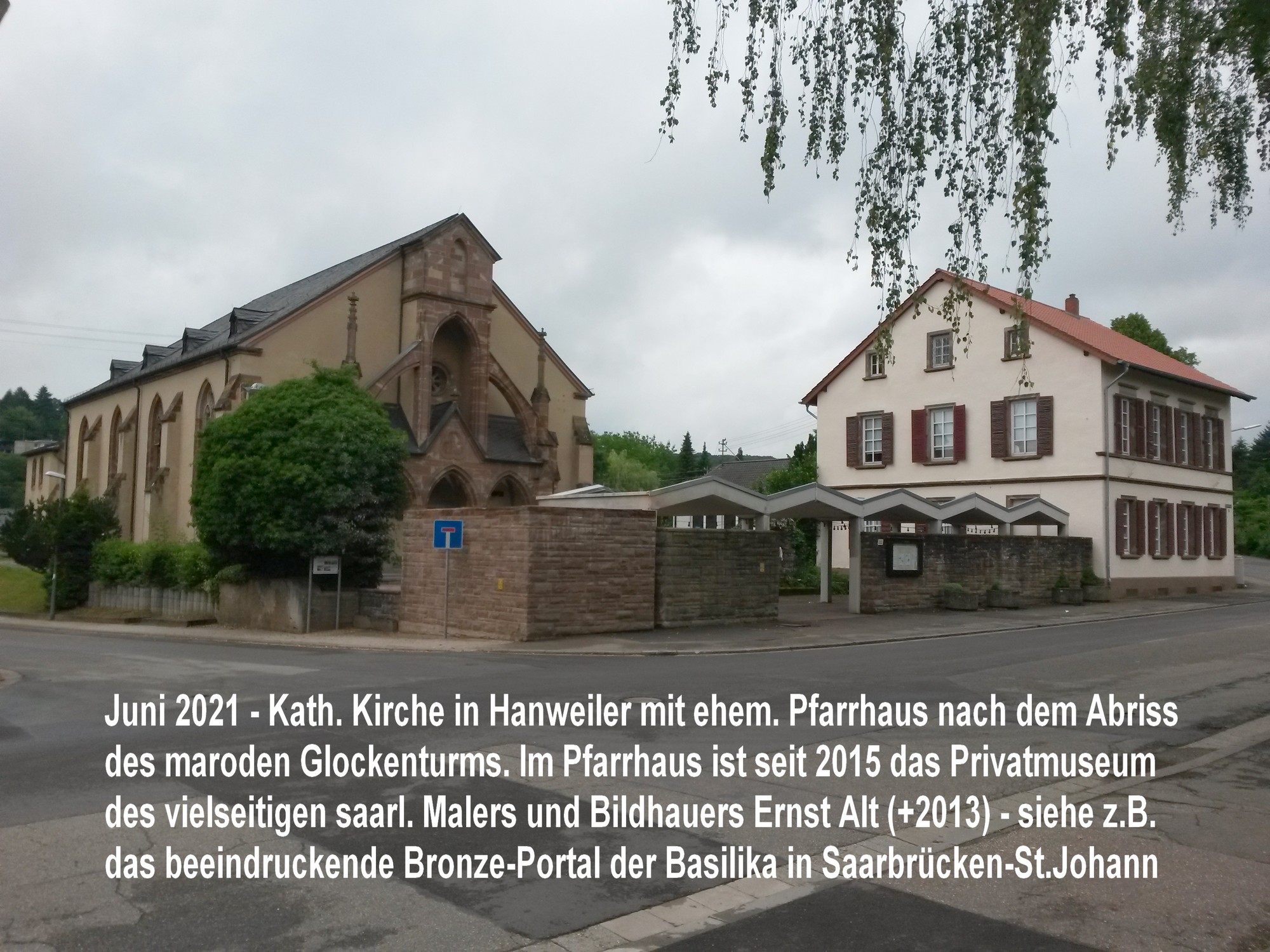 Katholische Pfarrkirche St.Walfridus in Hanweiler, nach Abriss des Glockenturms 2021