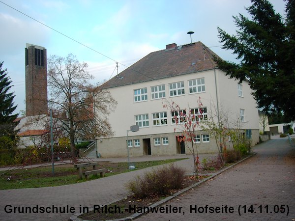 Hofansicht, Grundschule, Standort Rilchingen-Hanweiler, Okt.2005